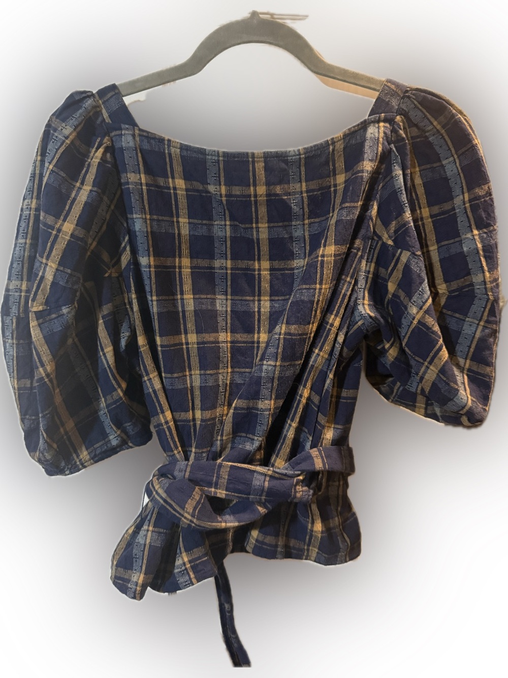 Madewell Navy and Tan Plaid Tie-Front Puff Sleeve Blouse - Picture 2 of 4